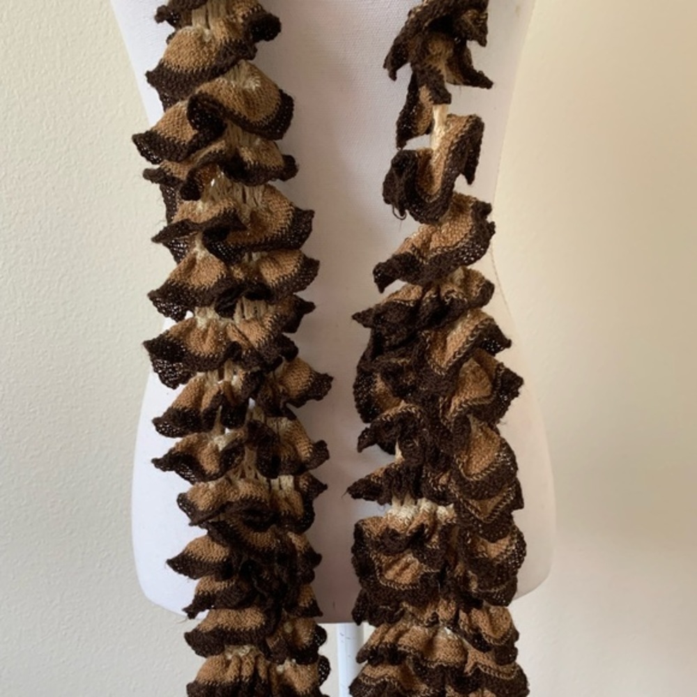 Scarf - Picture 1 of 5